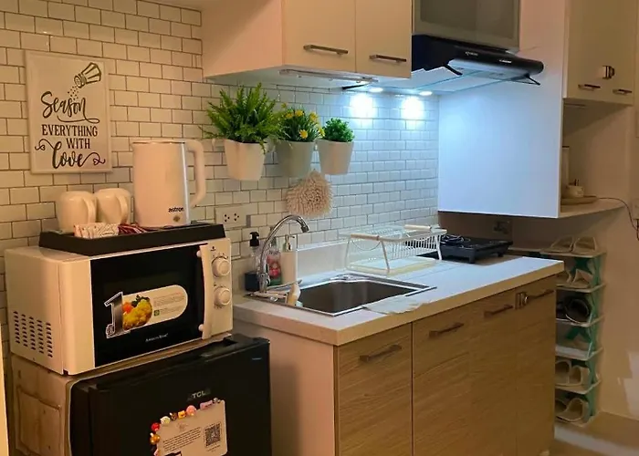 Apartamento Noir 31st A Boutique Type Staycation In The Heart Of Qc *