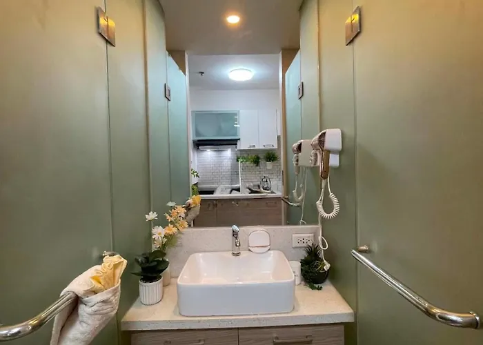Noir 31st A Boutique Type Staycation In The Heart Of Qc *